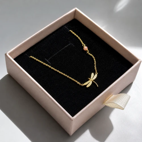 Srebrny pozłacany naszyjnik Ważka z kryształem Swarovski 07585211/94